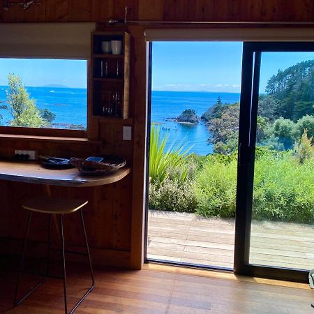 Kereru Cabin - Spectacular Seaviews, Rustic, Glamping Eco Adventure Palm Beach Buitenkant foto