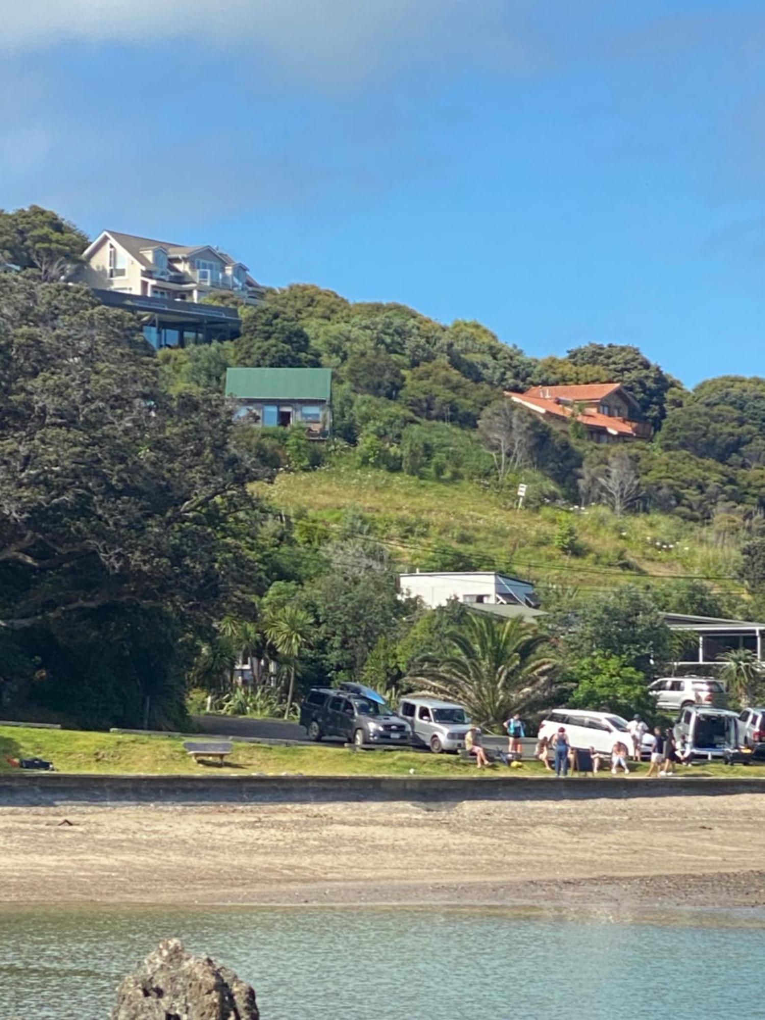 Kereru Cabin - Spectacular Seaviews, Rustic, Glamping Eco Adventure Palm Beach Buitenkant foto