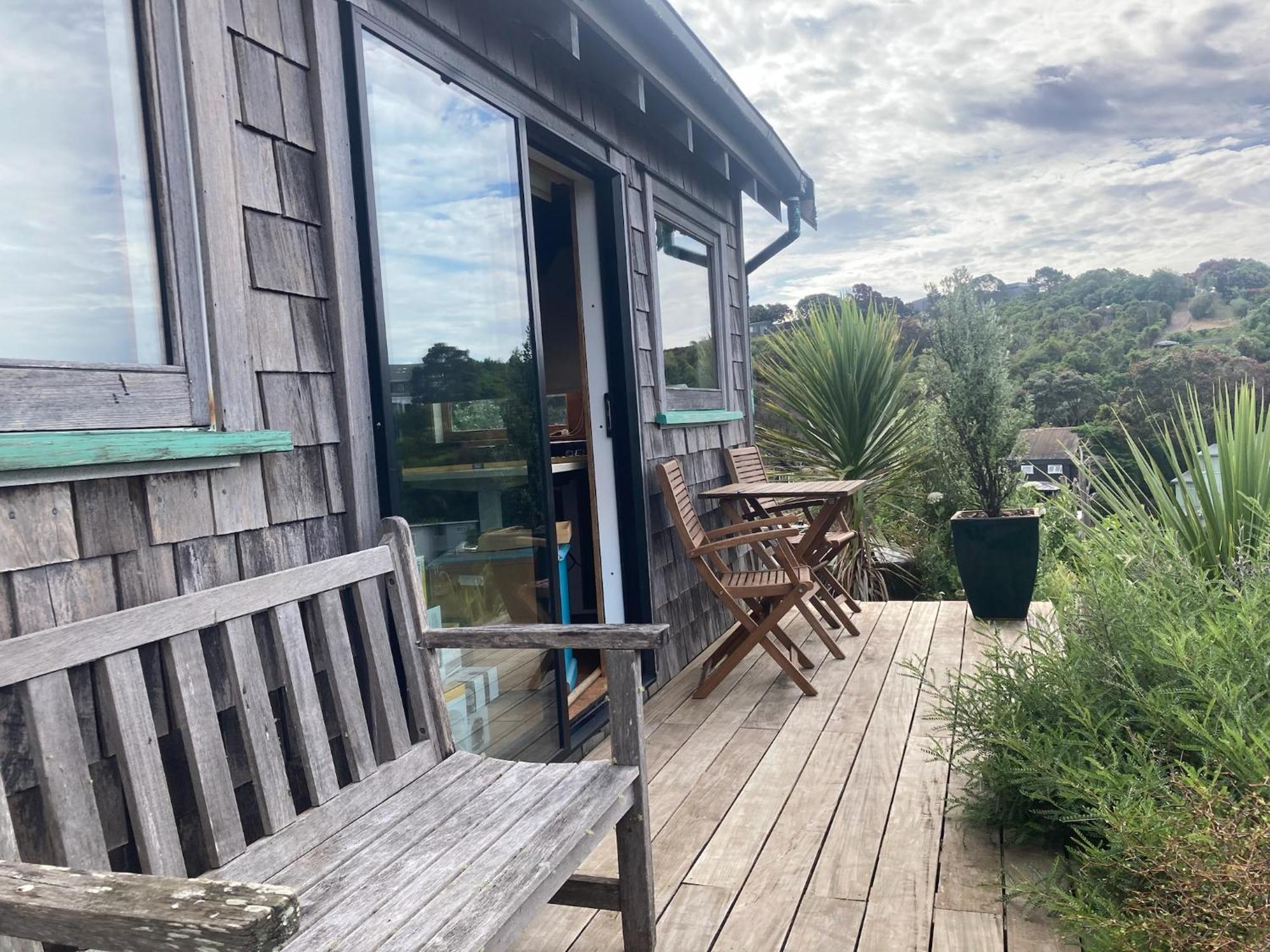 Kereru Cabin - Spectacular Seaviews, Rustic, Glamping Eco Adventure Palm Beach Buitenkant foto